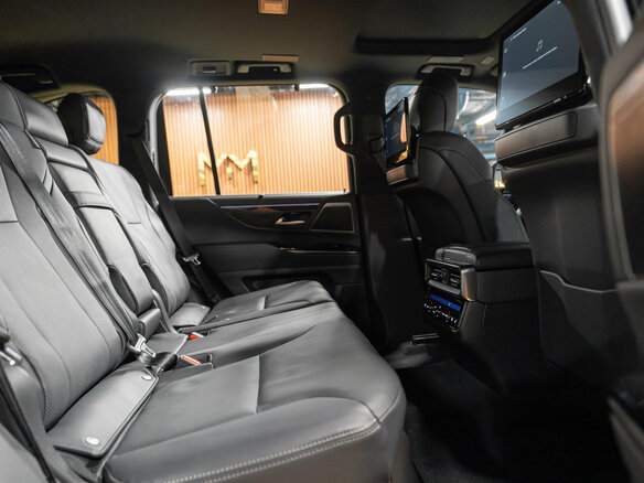 2025 Lexus LX 600 IV, чёрный, 19390000 рублей - вид 17