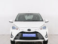 2017 Toyota Vitz III (XP130) Рестайлинг 2, белый, 879000 рублей - вид 1