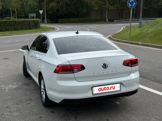 2019 Volkswagen Passat B8 Рестайлинг, белый, 2500000 рублей, вид 4