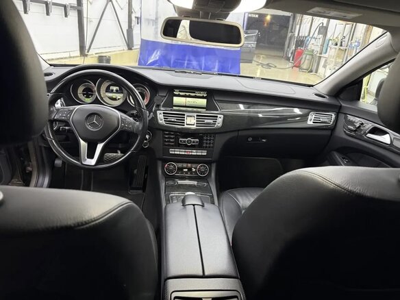 2013 Mercedes-Benz CLS 350 CDI II (C218), серый, 2500000 рублей - вид 5