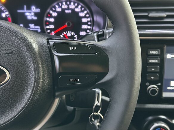 2018 Kia Rio IV, серебристый, 1465000 рублей - вид 19