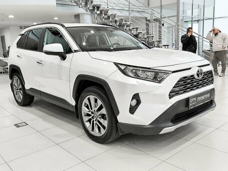 2020 Toyota RAV4 V (XA50), белый, 2550000 рублей, вид 3