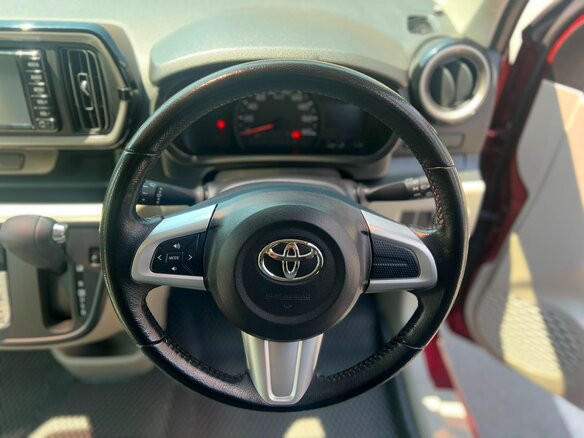 2017 Toyota Passo III, красный, 865000 рублей - вид 8