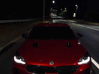 2020 Kia Stinger I, красный, 3350000 рублей, вид 3