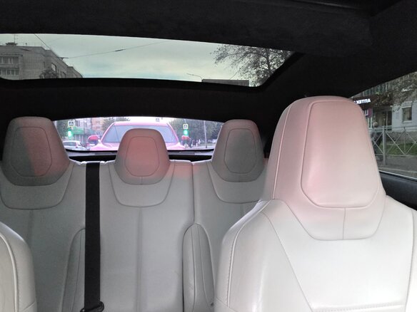 2016 Tesla Model S 90D I Рестайлинг, белый - вид 25