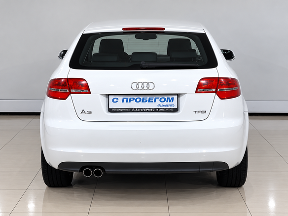 2011 Audi A3 II (8P) Рестайлинг 2, белый, 850000 рублей - вид 2