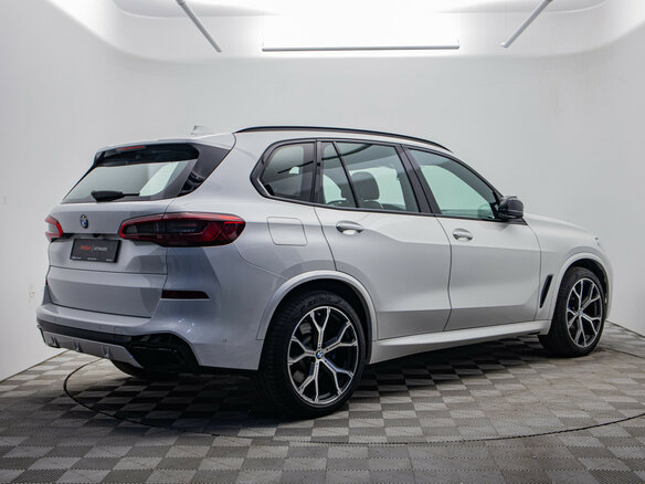 2018 BMW X5 30d IV (G05/G18), белый - вид 4