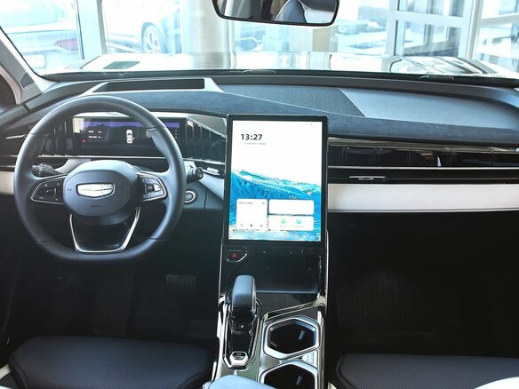 2026 Geely Atlas II, чёрный, 3449990 рублей - вид 17