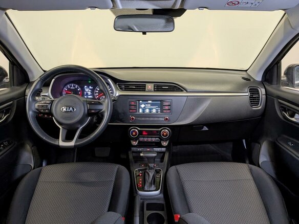 2021 Kia Rio X IV Рестайлинг, чёрный, 1895000 рублей - вид 13