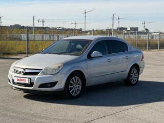 2009 Opel Astra H Рестайлинг, серебристый, 390000 рублей, вид 1