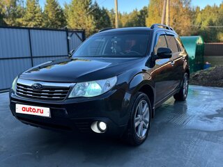 2011 Subaru Forester III Рестайлинг, серый, 1050000 рублей, вид 1