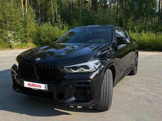 2021 BMW X6 40i III (G06), чёрный, 7000000 рублей, вид 2