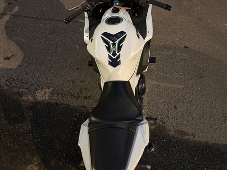 2017 Kawasaki ER-6F (Ninja 650R), белый, 650000 рублей, вид 5