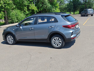 2021 Kia Rio X IV Рестайлинг, серый, 1780000 рублей, вид 3