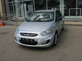 2013 Hyundai Solaris I, серебристый, 590000 рублей, вид 1