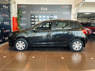 2015 Renault Sandero II, чёрный, 983000 рублей, вид 4
