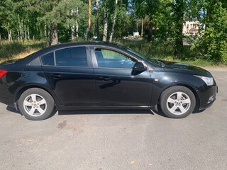 2011 Chevrolet Cruze I, чёрный, 530000 рублей, вид 4