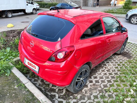 2006 Opel Corsa D, красный - вид 2