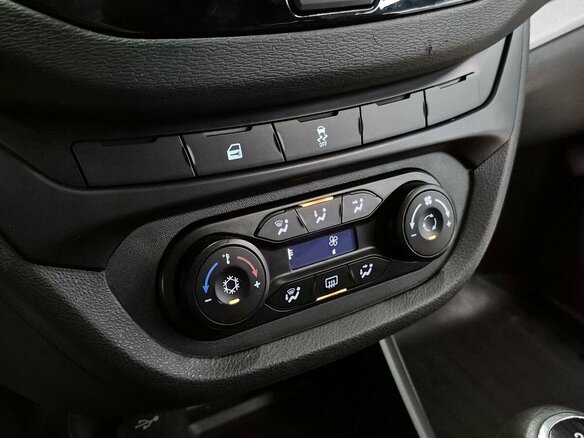 2018 Lada (ВАЗ) Vesta SW I, серебристый, 919000 рублей - вид 8