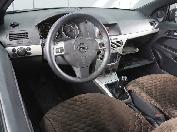 2008 Opel Astra GTC H Рестайлинг, чёрный, 580000 рублей - вид 5