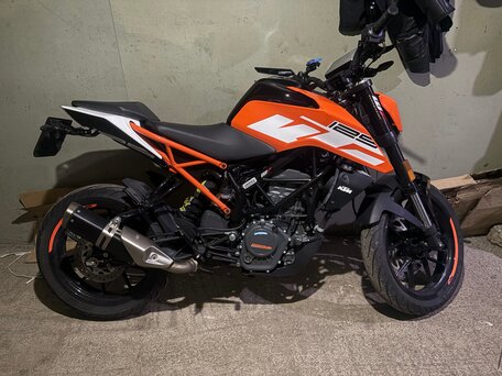 2018 KTM 125 Duke, оранжевый, 400000 рублей, вид 4