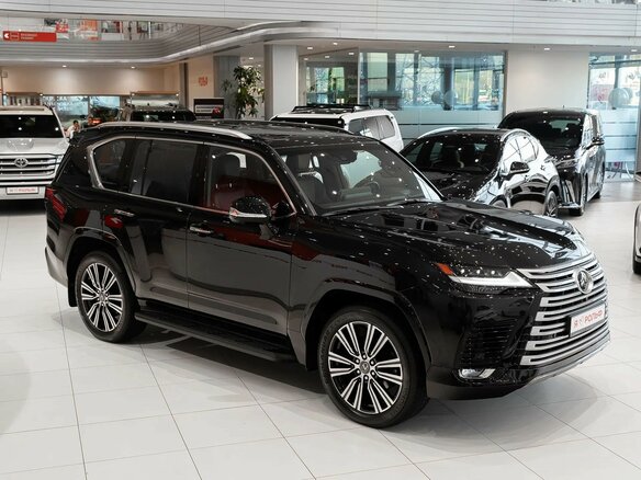 2026 Lexus LX 600 IV, чёрный - вид 3