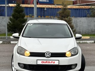 2011 Volkswagen Golf VI, белый, 599000 рублей, вид 1