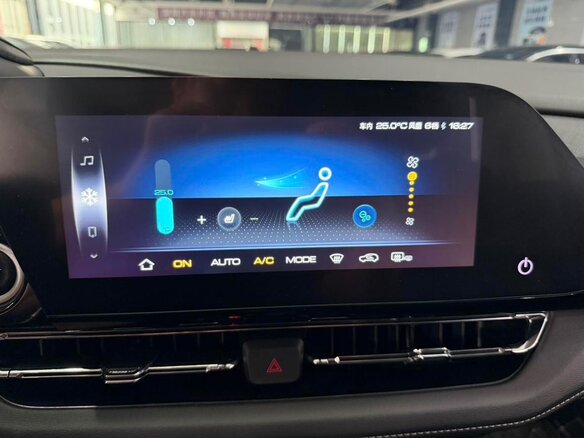 2022 Wuling Victory, белый, 1230000 рублей - вид 10
