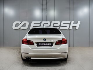 2011 BMW 5 серии 528i VI (F10/F11/F07), белый, 1879000 рублей, вид 4