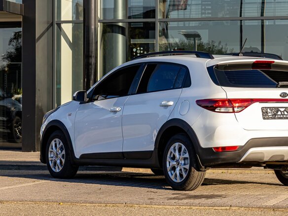 2018 Kia Rio X-Line IV, белый, 1495000 рублей - вид 8