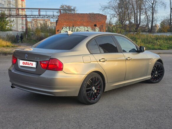 2009 BMW 3 серии 318i V (E90/E91/E92/E93) Рестайлинг, бежевый, 960000 рублей - вид 3