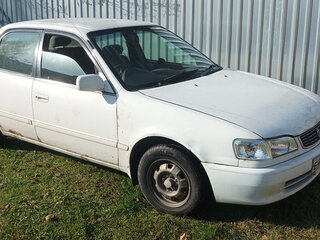 1997 Toyota Corolla VIII (E110) Рестайлинг, белый, 350000 рублей, вид 2
