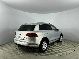 2011 Volkswagen Touareg II, серебристый, 1720000 рублей, вид 5