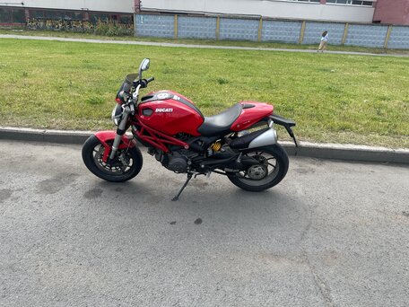 2013 Ducati Monster 796, красный, 500000 рублей, вид 4