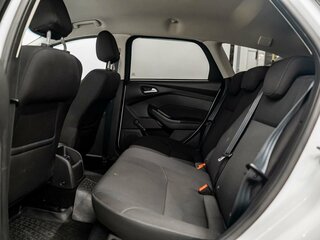 2018 Ford Focus III Рестайлинг, белый, 980000 рублей, вид 5