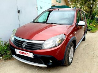 2011 Renault Sandero Stepway I, красный, 535000 рублей, вид 1