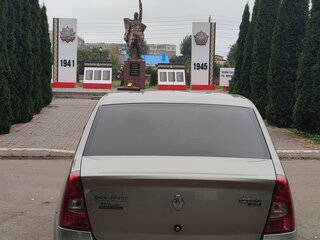 2011 Renault Logan I Рестайлинг, бежевый, 450000 рублей, вид 4