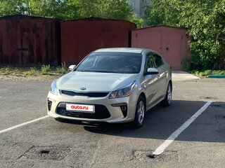 2019 Kia Rio IV, бежевый, 1400000 рублей, вид 2