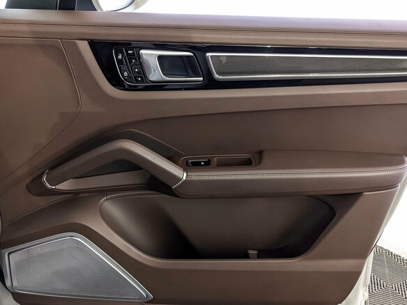 2019 Porsche Cayenne S III, серый - вид 24