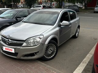 2010 Opel Astra H Рестайлинг, серебристый, 215000 рублей, вид 3