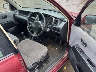 2000 Toyota Duet, пурпурный, 130000 рублей, вид 5