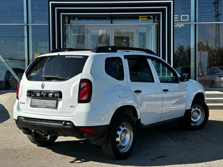 2017 Renault Duster I Рестайлинг, белый, 1235000 рублей, вид 4