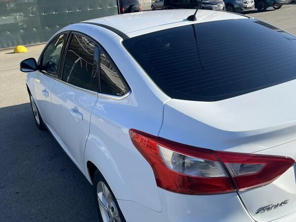 2012 Ford Focus III, белый, 750000 рублей - вид 10