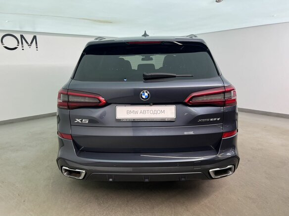 2019 BMW X5 25d IV (G05/G18), серый, 4999000 рублей - вид 4