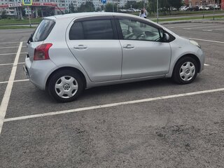 2005 Toyota Vitz II (XP90), серый, 530000 рублей, вид 4
