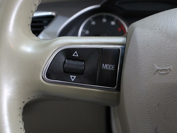2011 Audi A4 IV (B8), серый, 950000 рублей - вид 11