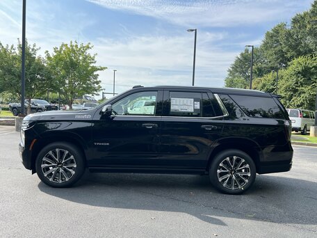 2026 Chevrolet Tahoe V Рестайлинг, чёрный, 16588504 рублей, вид 4