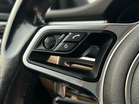 2016 Porsche Macan S I, коричневый, 3150000 рублей - вид 23