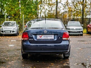 2014 Volkswagen Polo V, синий, 880000 рублей, вид 4