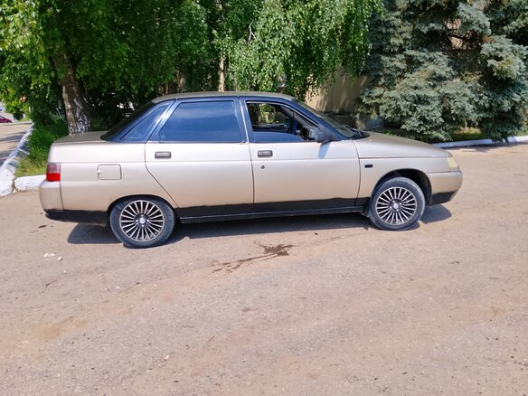 2000 Lada (ВАЗ) 2110, золотистый, 145000 рублей - вид 1
